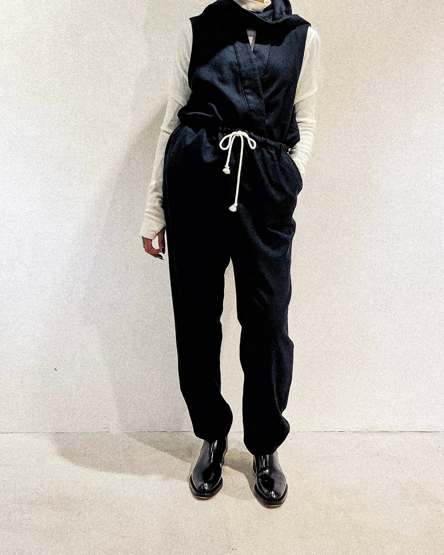 タンブルウールフード付きサロペット/ Tumbled Wool Hooded Jumpsuit