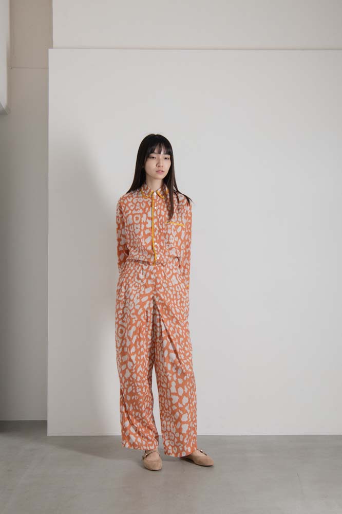 レオパードプリントプリーツパンツ/ Leopard-Print Pleated Pants