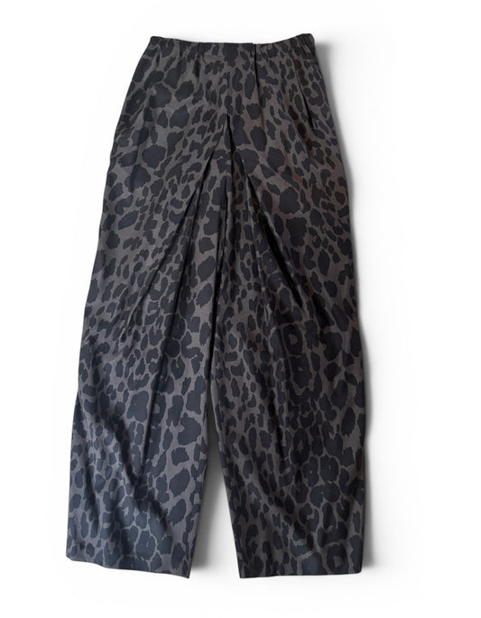 レオパードプリントプリーツパンツ/ Leopard-Print Pleated Pants