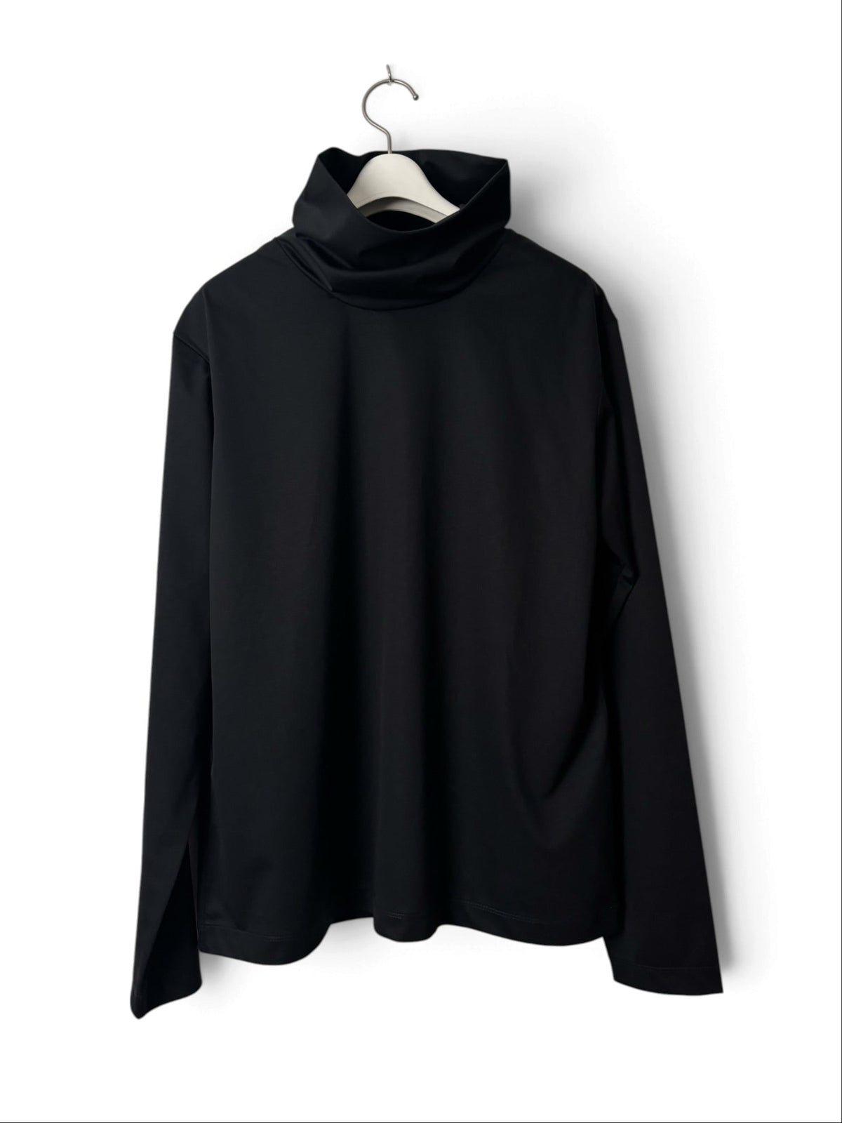 Off-Turtle Neck Top - Black